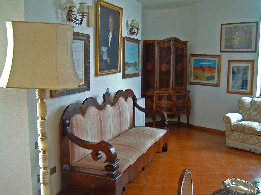 B&B Villa Napoli Battipaglia Exteriör bild