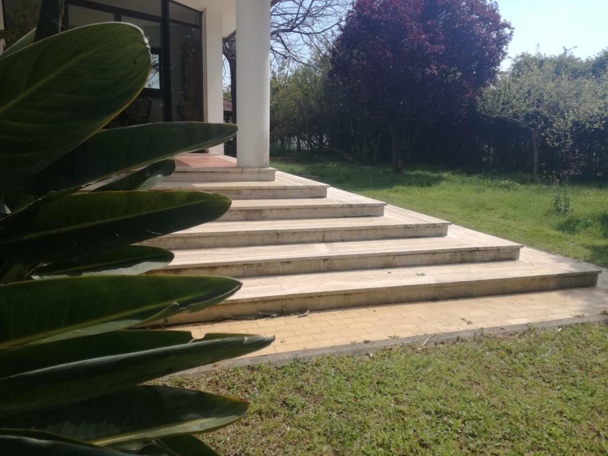 B&B Villa Napoli Battipaglia Exteriör bild